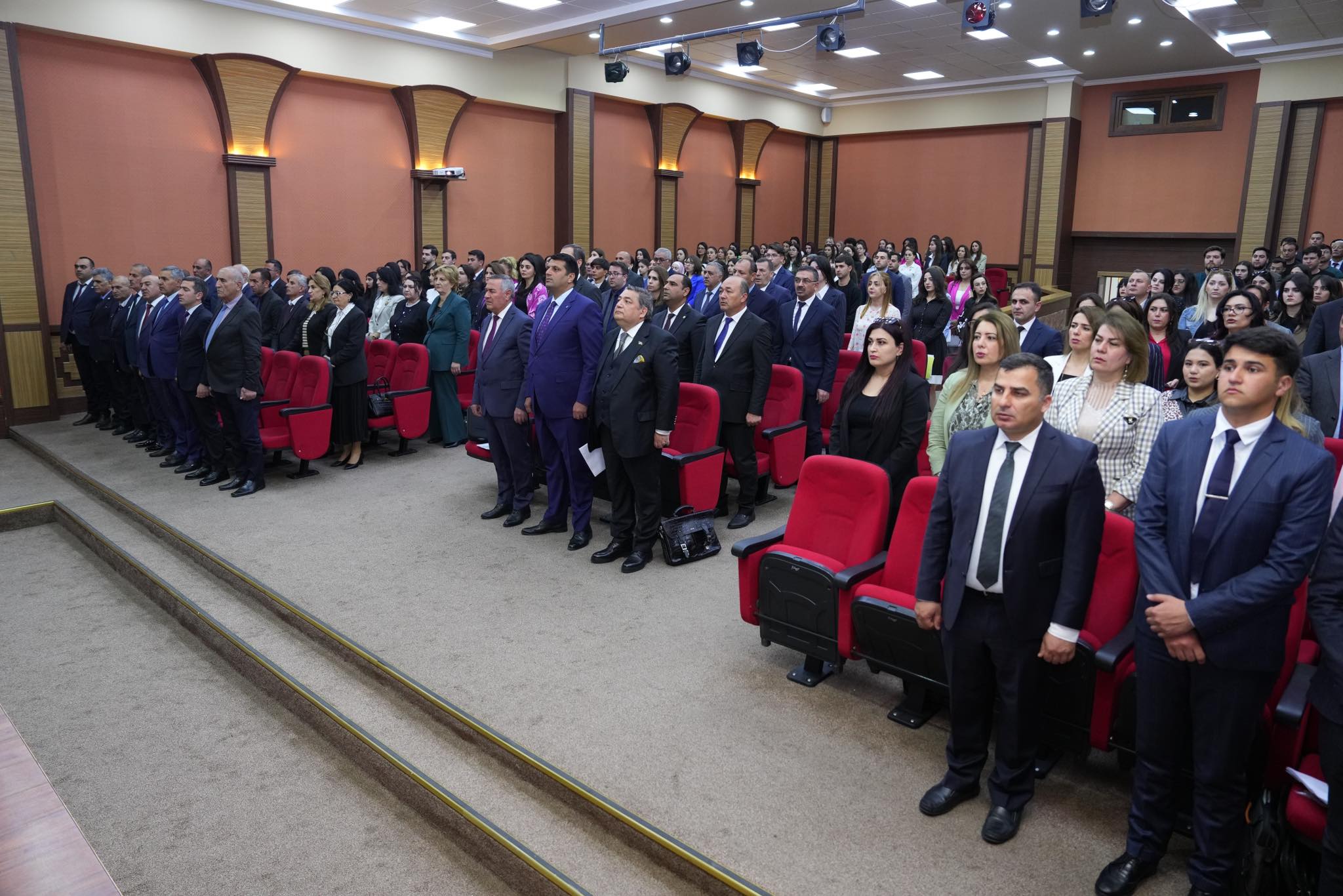 “Elmi inkişaf: uğurlar və çağırışlar” gənc tədqiqatçıların II Respublika Elmi Konfransından