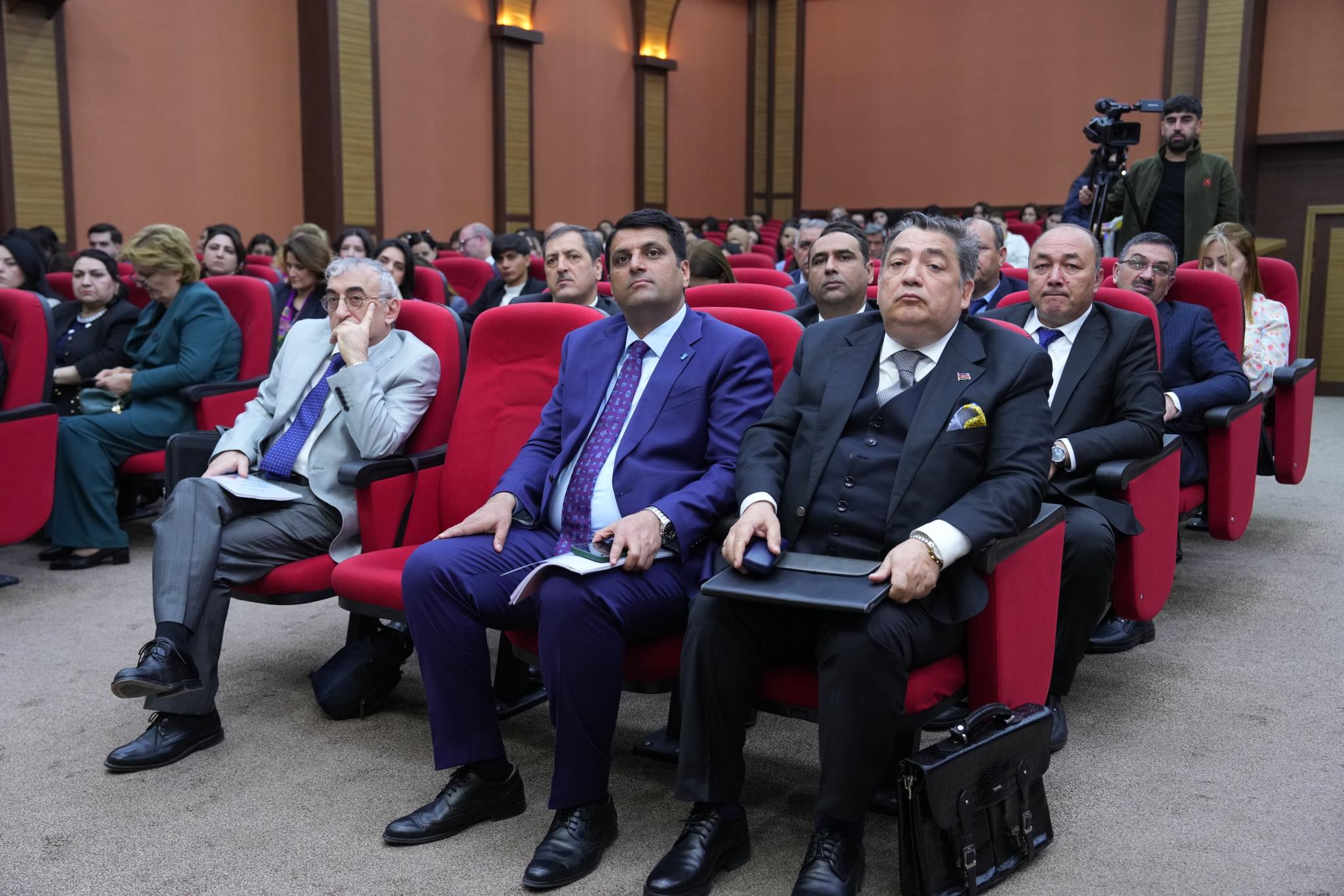 “Elmi inkişaf: uğurlar və çağırışlar” gənc tədqiqatçıların II Respublika Elmi Konfransından